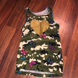 faded glory tank girls with gold heart on front